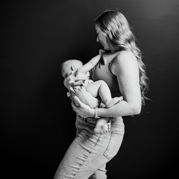 Meet your Posher, Stephanie - Picture 1 of 1